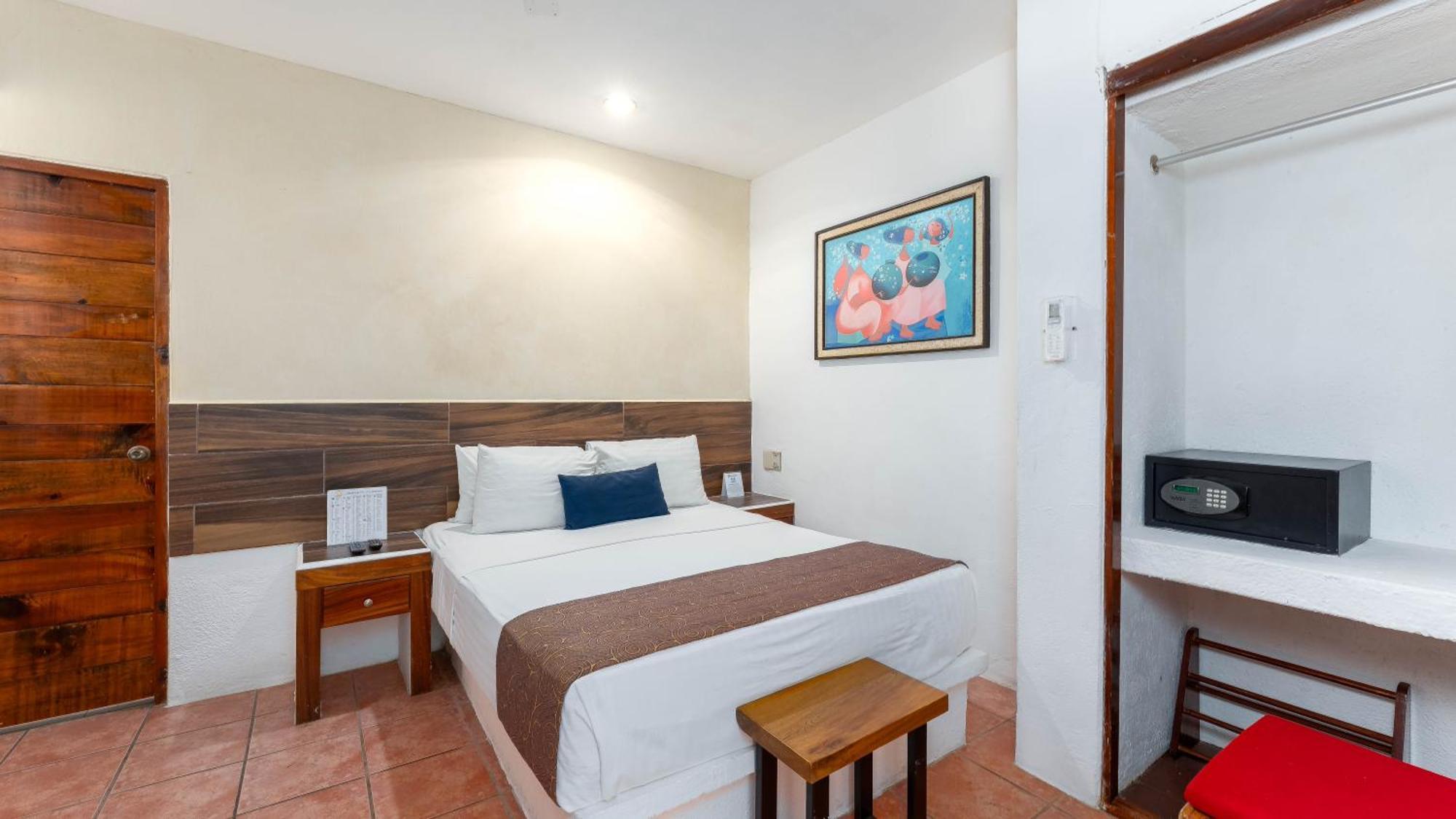 Western Chahue Santa Cruz Huatulco