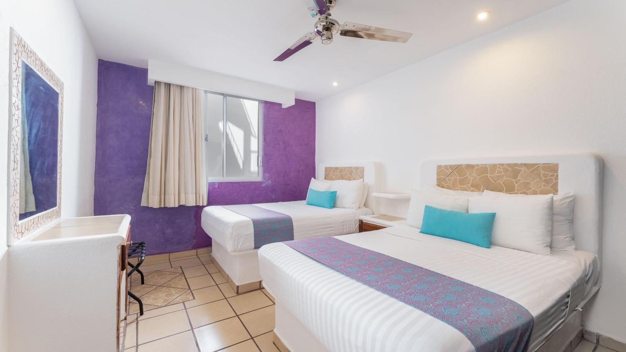 Western Chahue Santa Cruz Huatulco